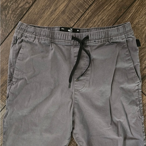 Hollister Men's Gray Joggers - Picture 2 of 5